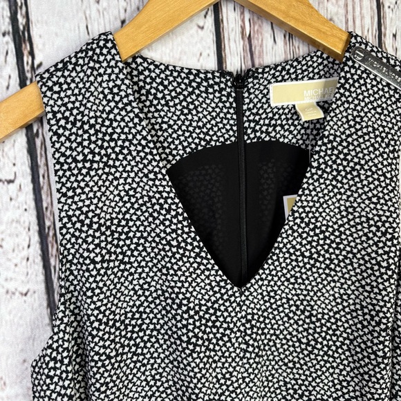 🏷️NWT Michael Michael Kors SZ 0P Petite Cropped Crepe Jumpsuit Belted Sleeveless - Picture 3 of 16